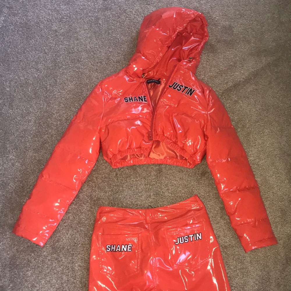 Shane Justin 2 piece